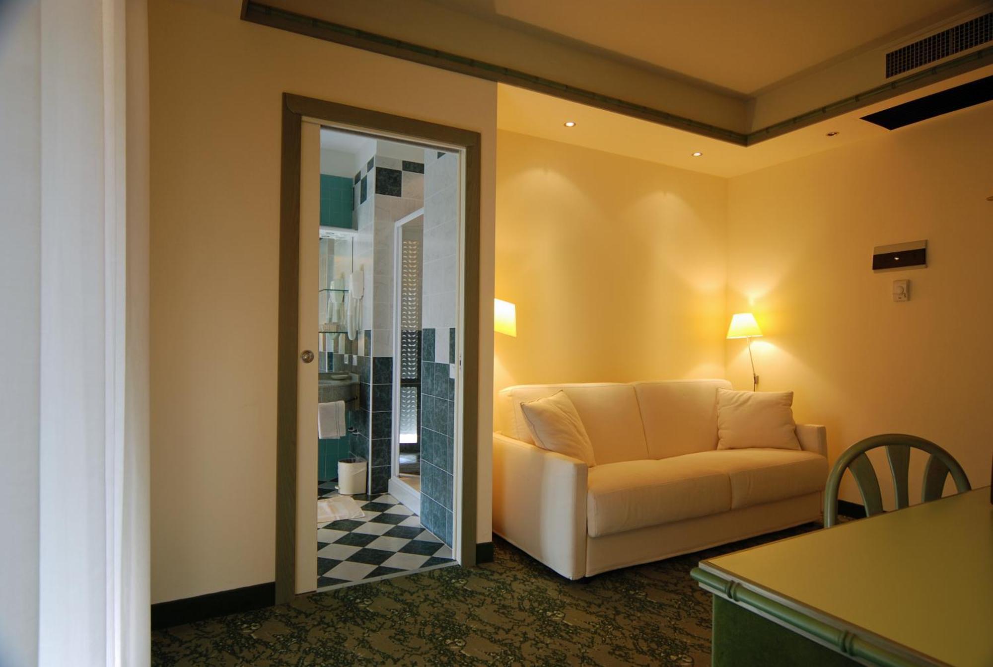 Hotel Montecarlo Lido di Jesolo Dış mekan fotoğraf