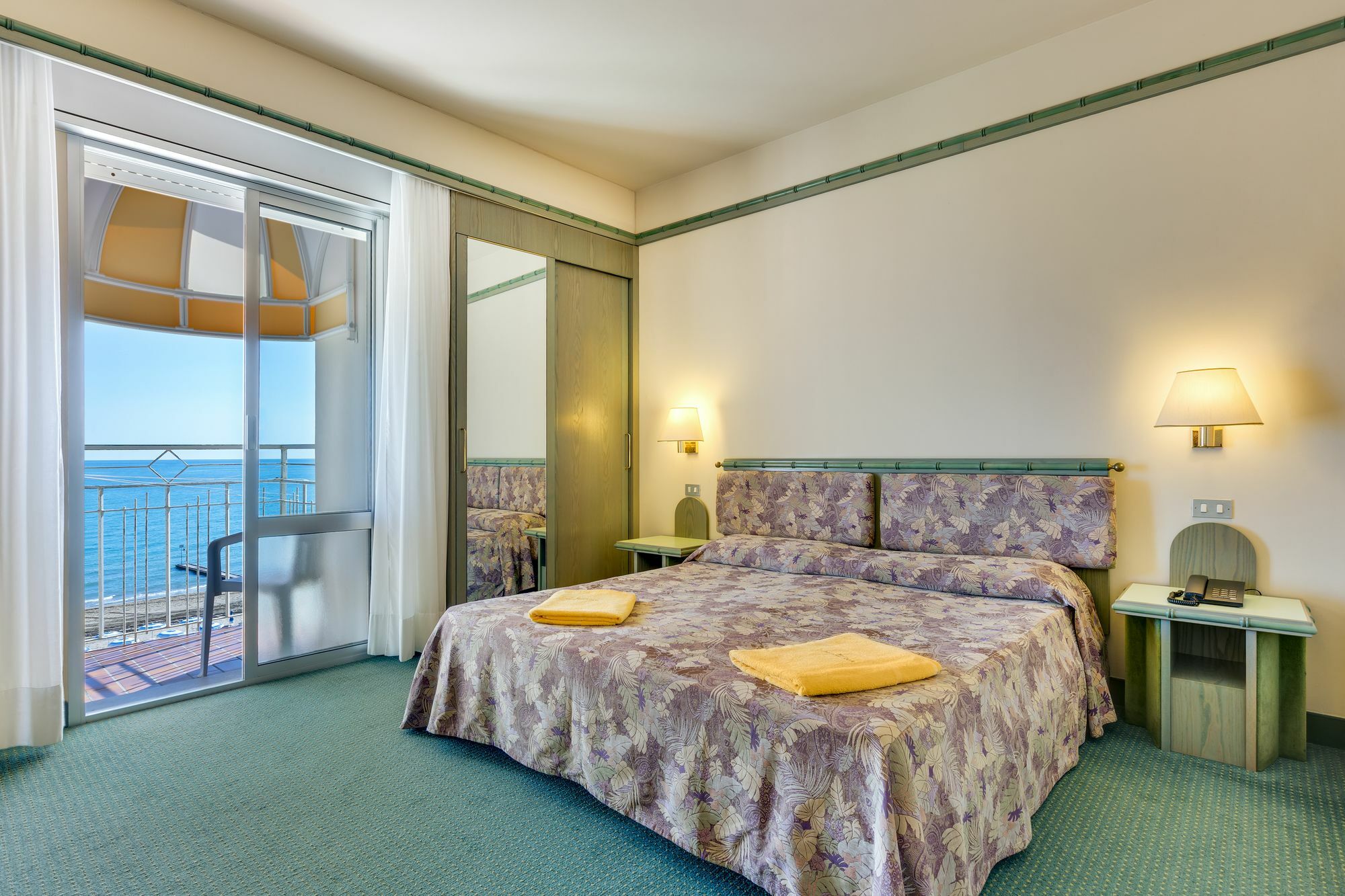 Hotel Montecarlo Lido di Jesolo Dış mekan fotoğraf