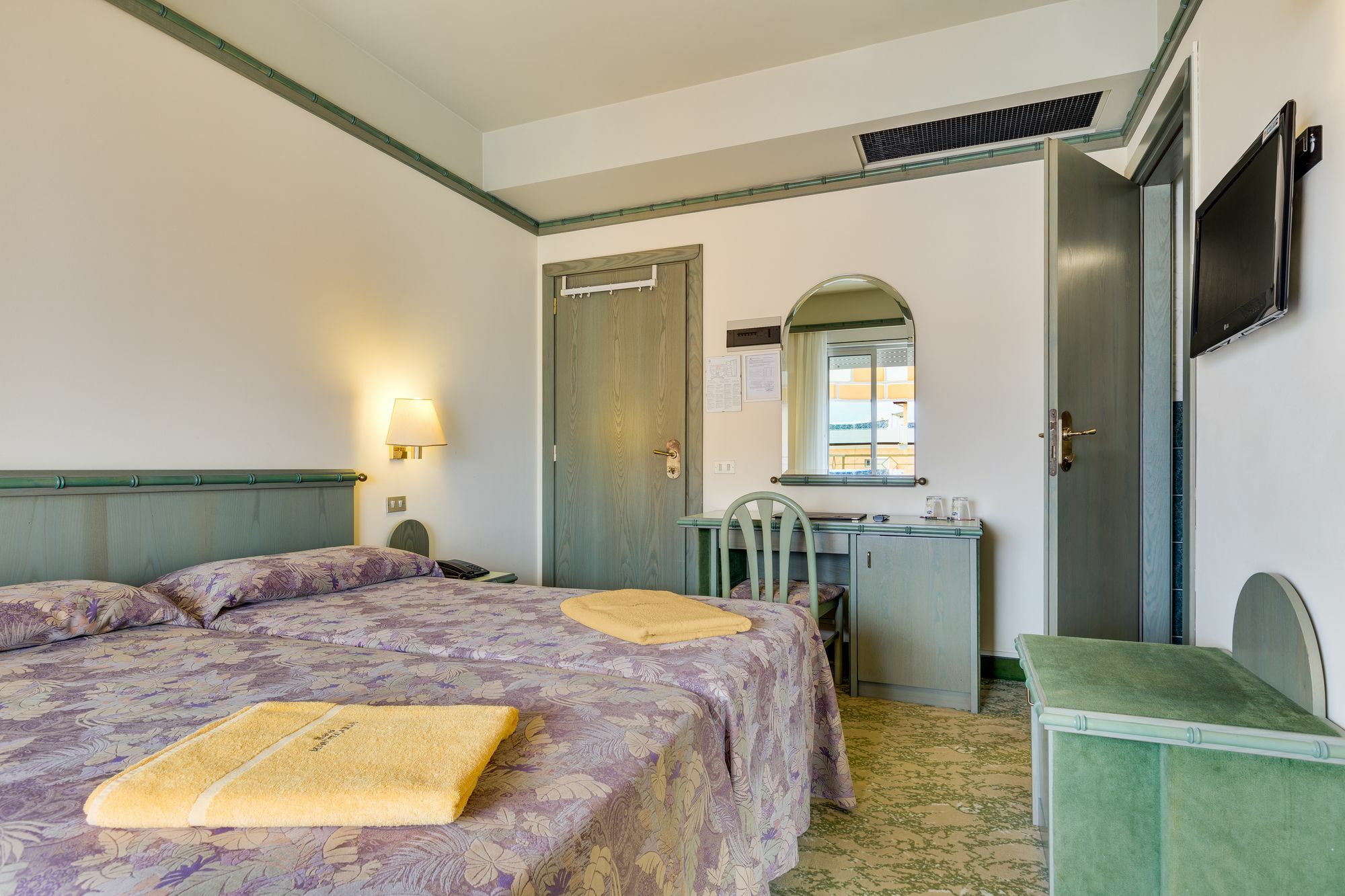 Hotel Montecarlo Lido di Jesolo Dış mekan fotoğraf